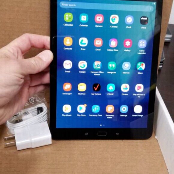 Samsung Galaxy TAB S3 Pen  32GB,9.7"; WiFi+SIM Unlocked. Good!!! - Picture 3 of 8
